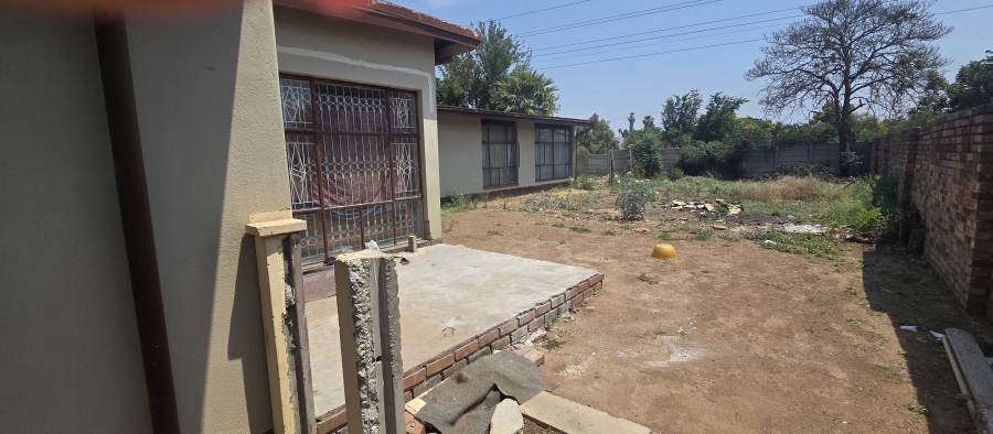 5 Bedroom Property for Sale in Polokwane Central Limpopo