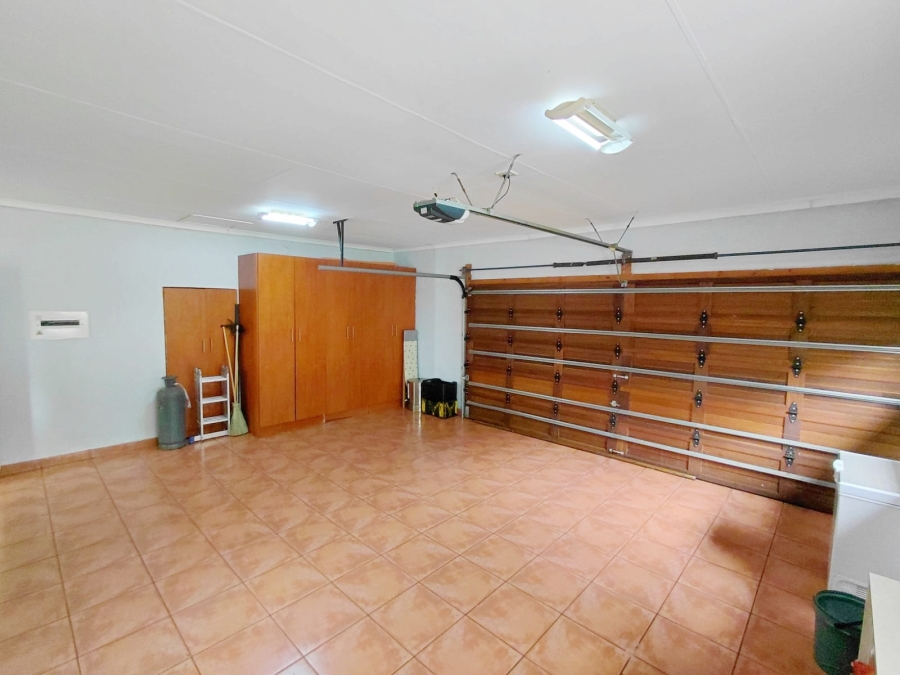 4 Bedroom Property for Sale in Bendor Limpopo