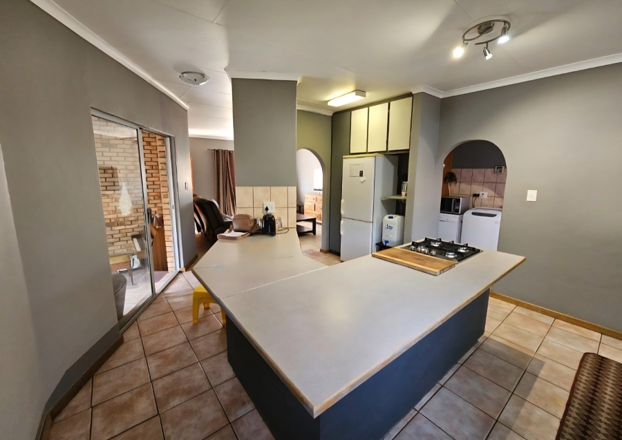 3 Bedroom Property for Sale in Sunset Boulevard Limpopo