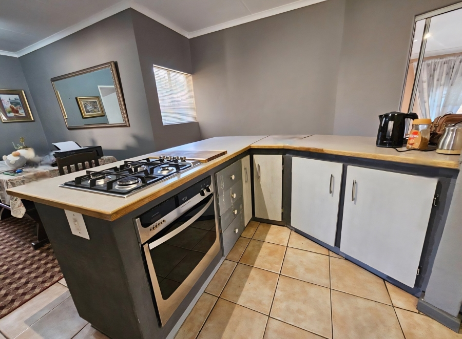 3 Bedroom Property for Sale in Sunset Boulevard Limpopo