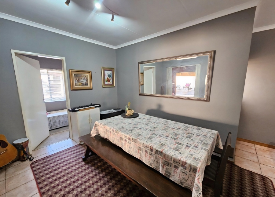 3 Bedroom Property for Sale in Sunset Boulevard Limpopo