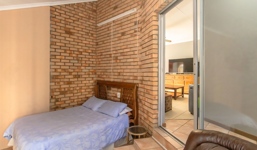 3 Bedroom Property for Sale in Sunset Boulevard Limpopo