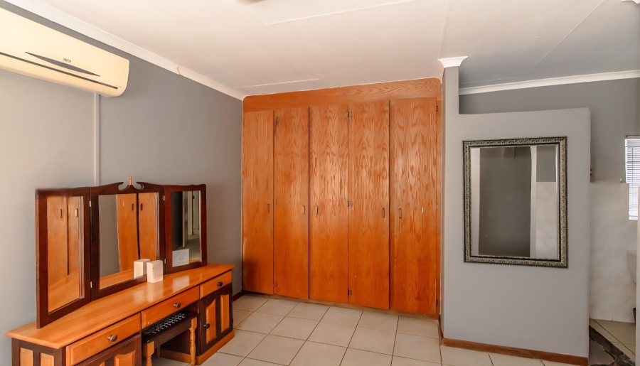 3 Bedroom Property for Sale in Sunset Boulevard Limpopo