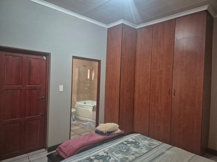 3 Bedroom Property for Sale in Annadale Limpopo