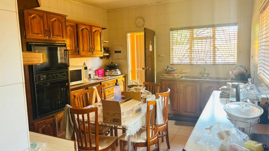 5 Bedroom Property for Sale in Eltivillas Limpopo