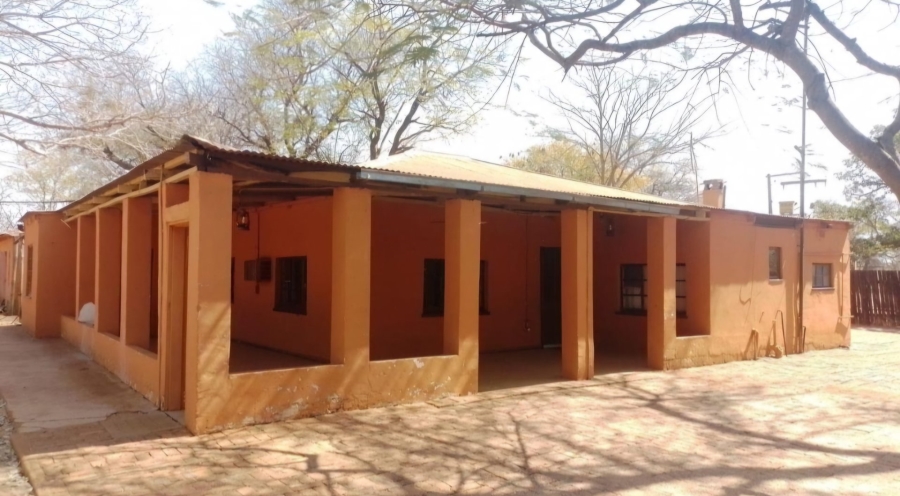 10 Bedroom Property for Sale in Musina Limpopo