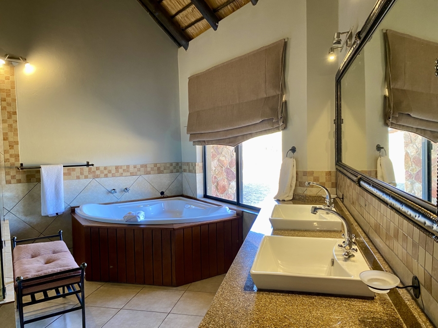4 Bedroom Property for Sale in Zebula Golf Estate Limpopo