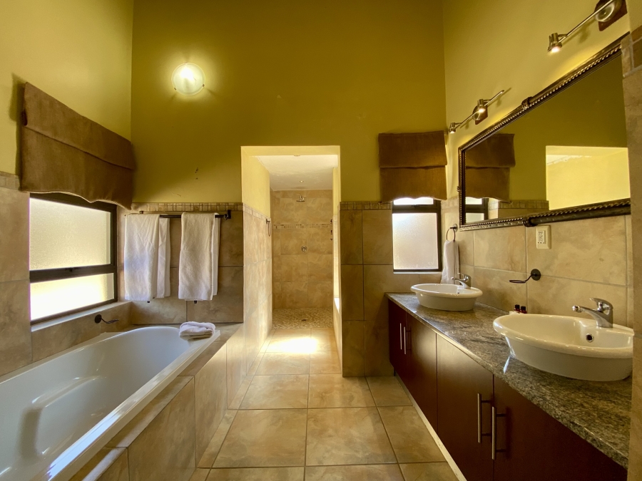 4 Bedroom Property for Sale in Zebula Golf Estate Limpopo