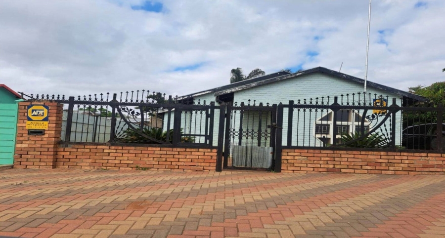 3 Bedroom Property for Sale in Westenburg Limpopo