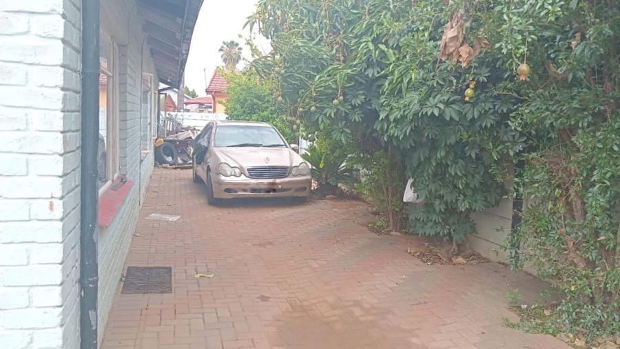 3 Bedroom Property for Sale in Westenburg Limpopo