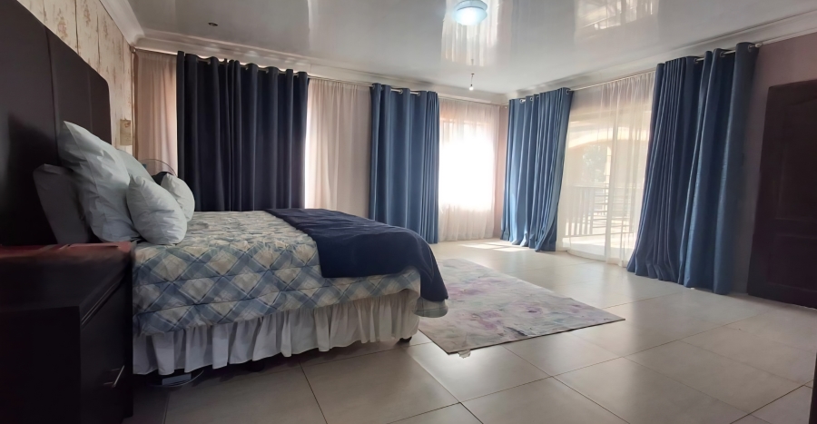 7 Bedroom Property for Sale in Flora Park Limpopo