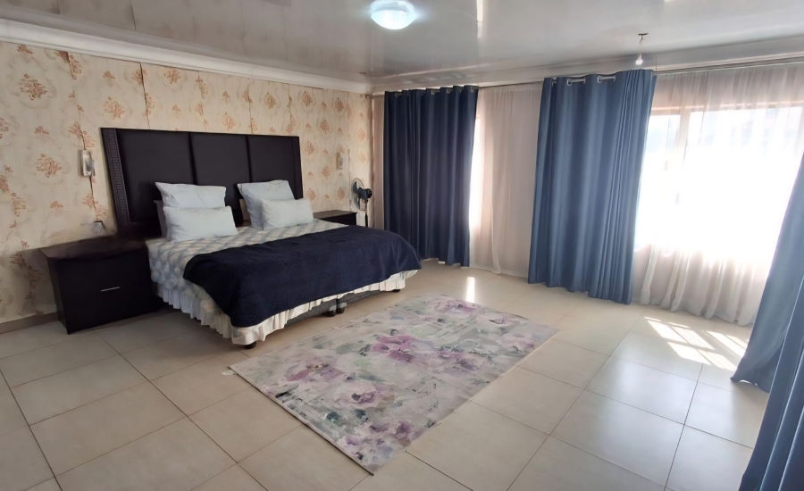 7 Bedroom Property for Sale in Flora Park Limpopo