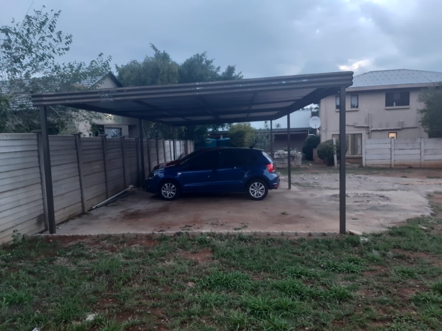 To Let 2 Bedroom Property for Rent in Flora Park Limpopo