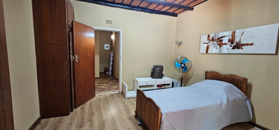 6 Bedroom Property for Sale in Bendor Limpopo