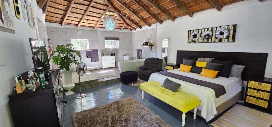 6 Bedroom Property for Sale in Bendor Limpopo