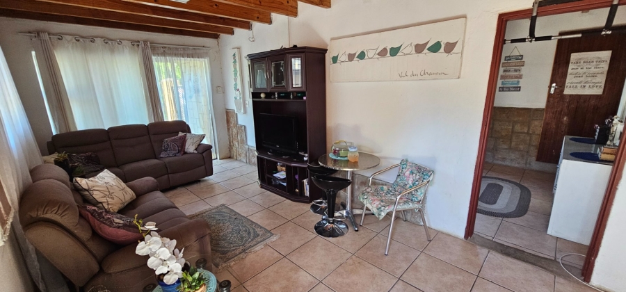 6 Bedroom Property for Sale in Bendor Limpopo