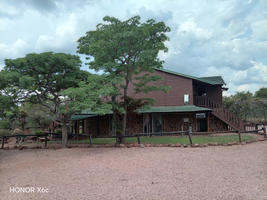 4 Bedroom Property for Sale in Buffelspoort Eco Estate Limpopo