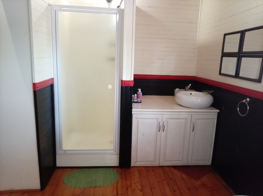 4 Bedroom Property for Sale in Buffelspoort Eco Estate Limpopo