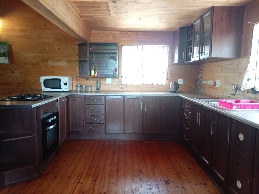 4 Bedroom Property for Sale in Buffelspoort Eco Estate Limpopo