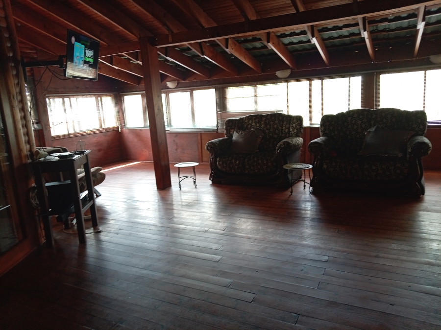 4 Bedroom Property for Sale in Buffelspoort Eco Estate Limpopo