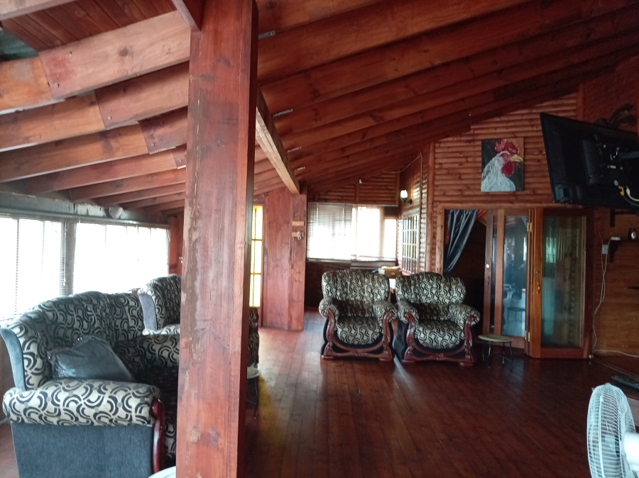 4 Bedroom Property for Sale in Buffelspoort Eco Estate Limpopo