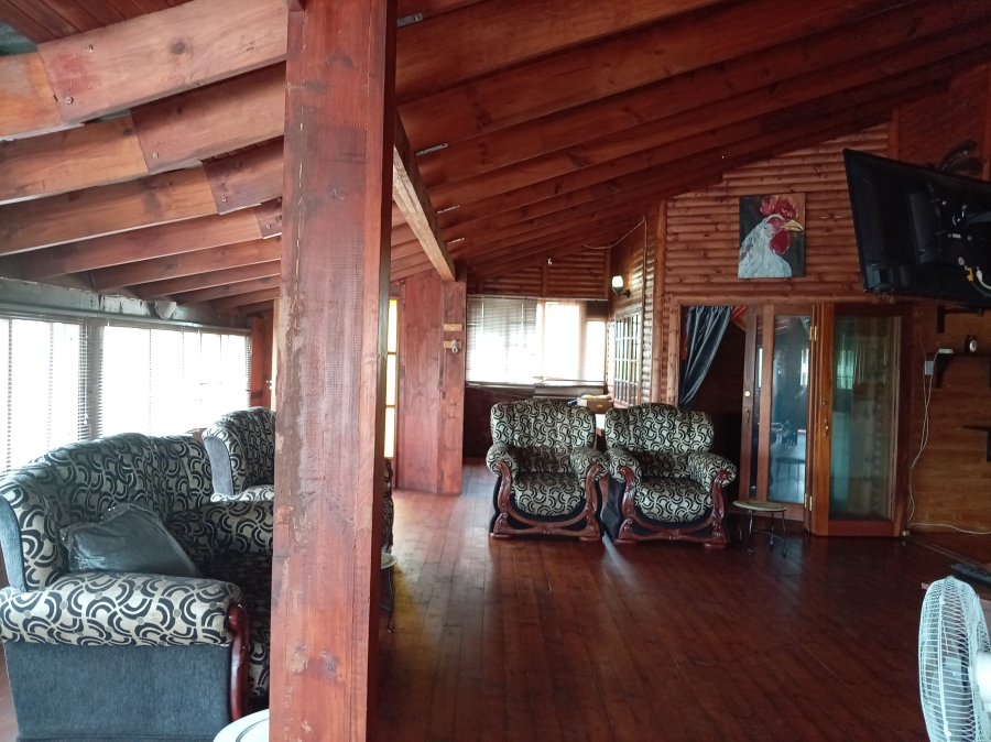 4 Bedroom Property for Sale in Buffelspoort Eco Estate Limpopo