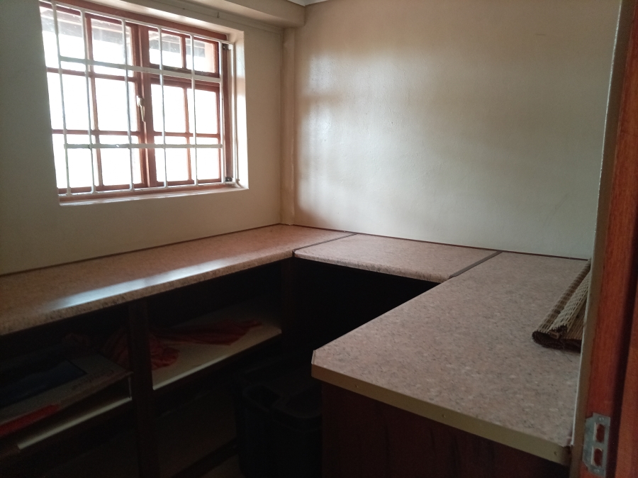 4 Bedroom Property for Sale in Buffelspoort Eco Estate Limpopo