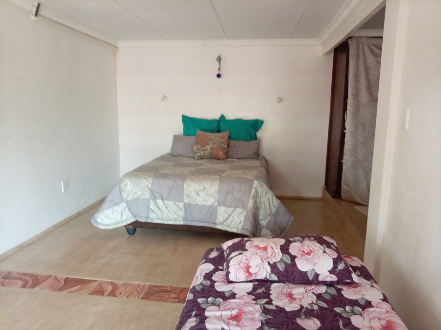 4 Bedroom Property for Sale in Buffelspoort Eco Estate Limpopo