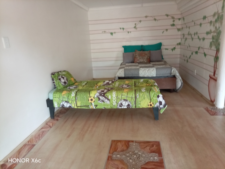 4 Bedroom Property for Sale in Buffelspoort Eco Estate Limpopo