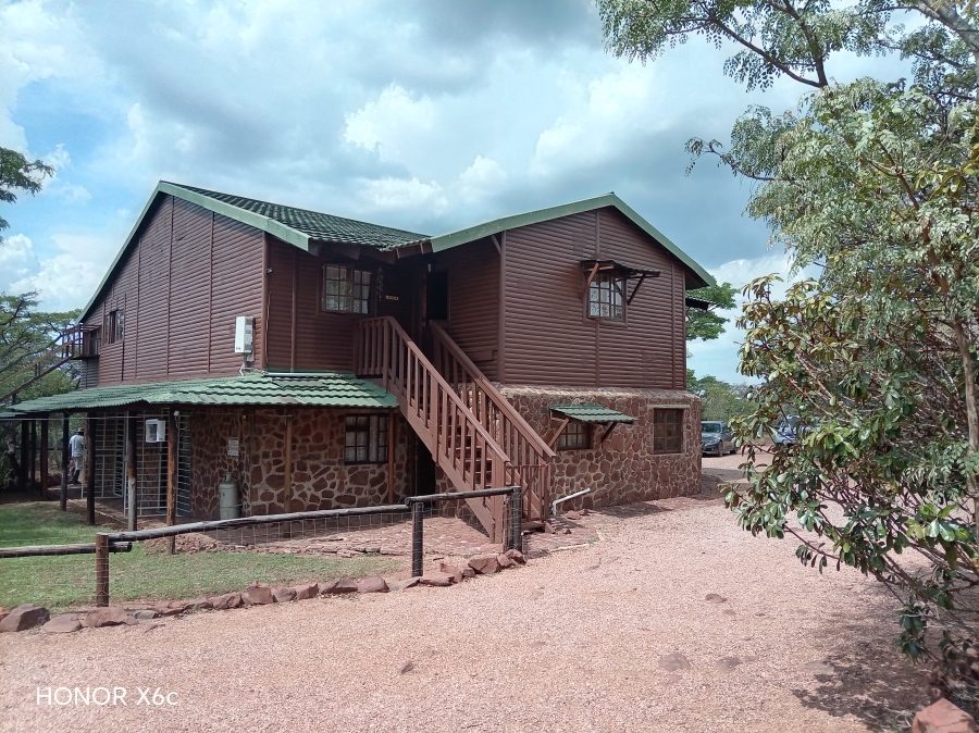 4 Bedroom Property for Sale in Buffelspoort Eco Estate Limpopo