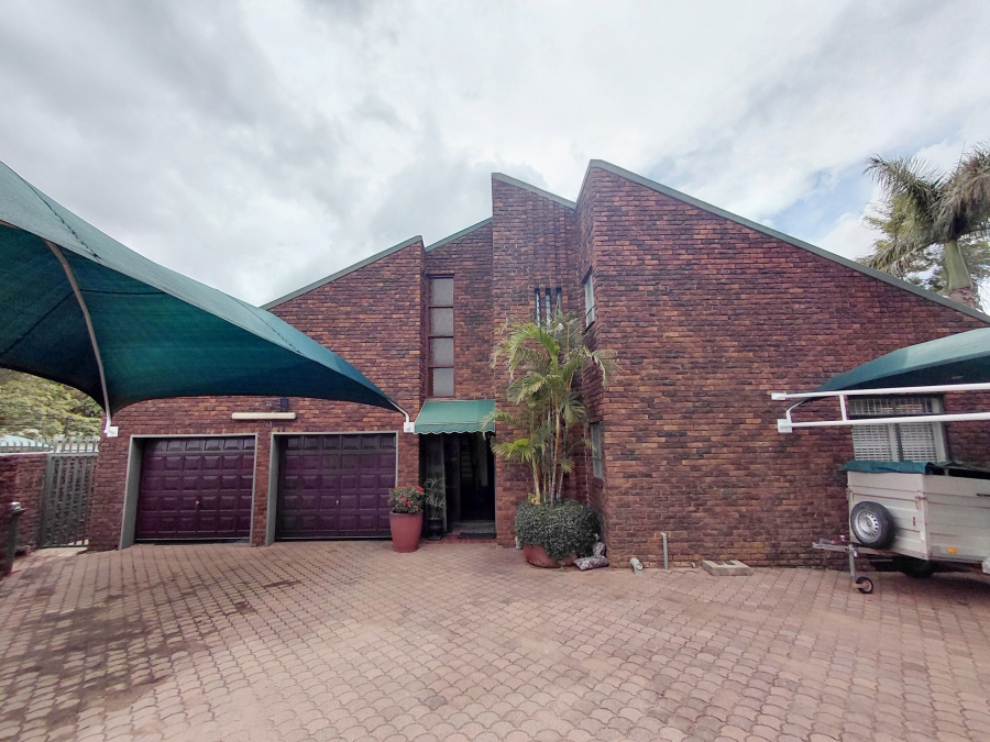 5 Bedroom Property for Sale in Bendor Limpopo