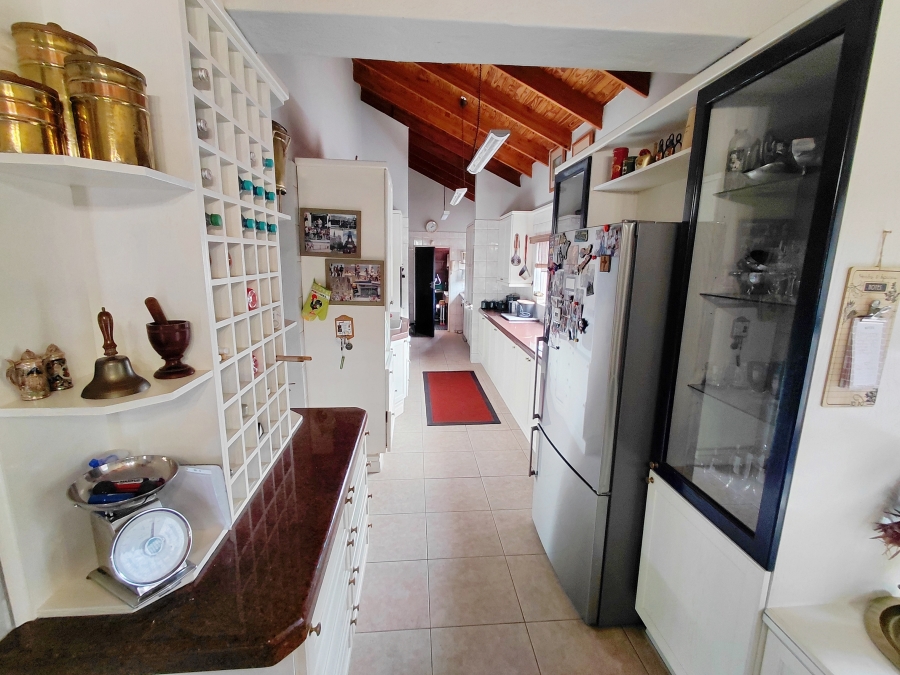 5 Bedroom Property for Sale in Bendor Limpopo