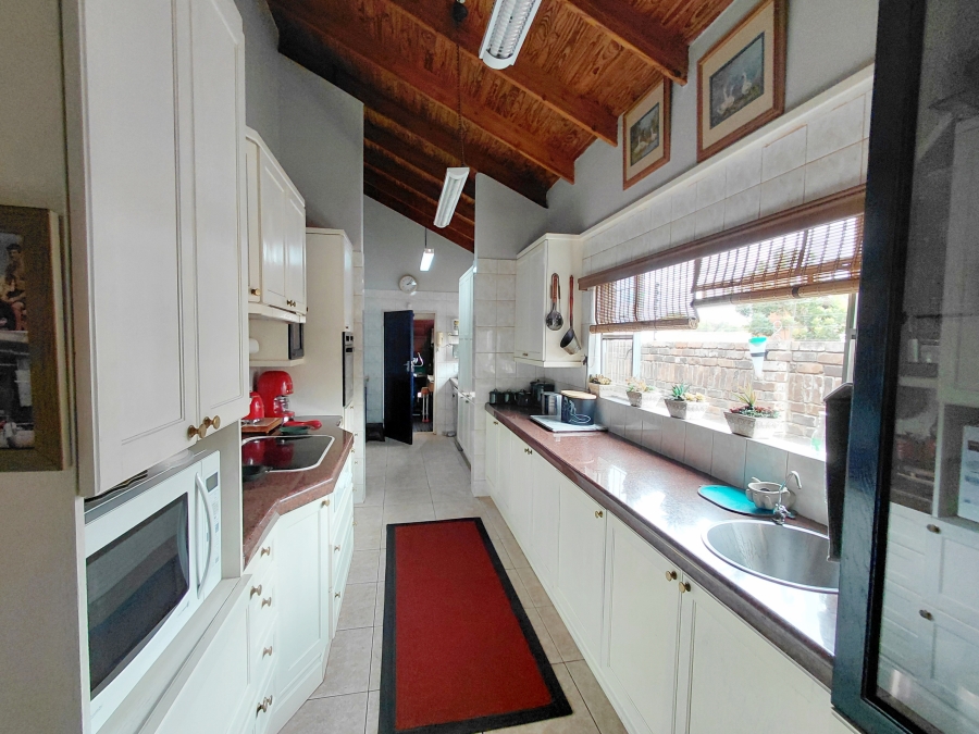 5 Bedroom Property for Sale in Bendor Limpopo