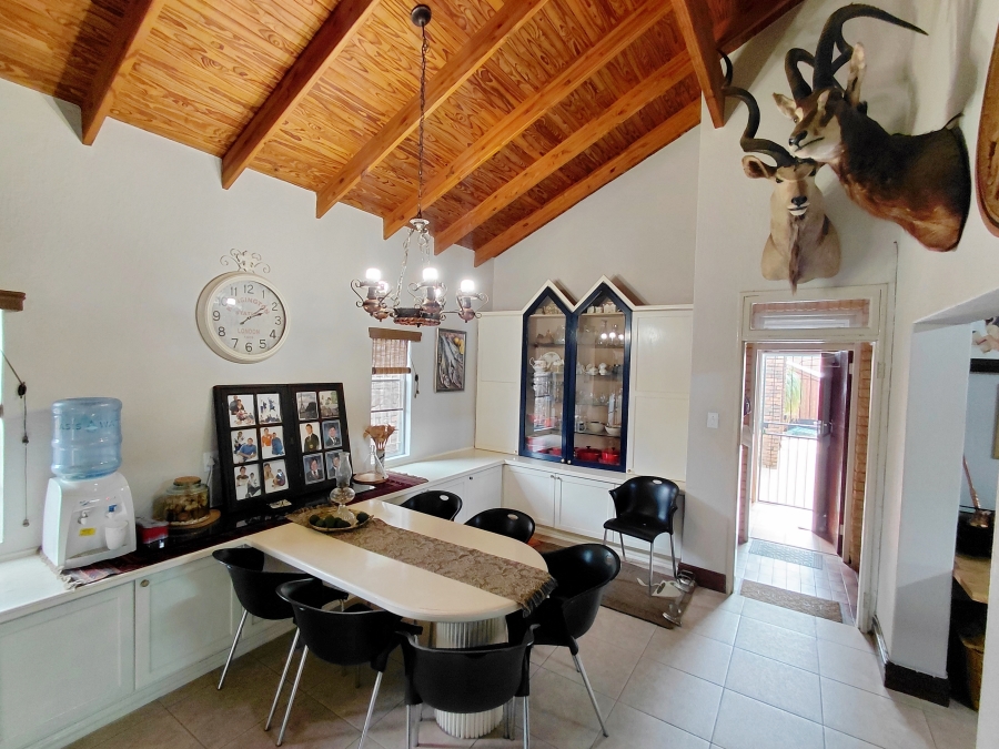 5 Bedroom Property for Sale in Bendor Limpopo