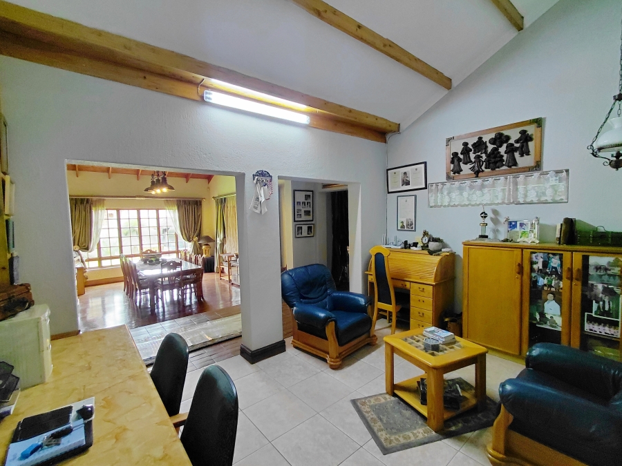 5 Bedroom Property for Sale in Bendor Limpopo