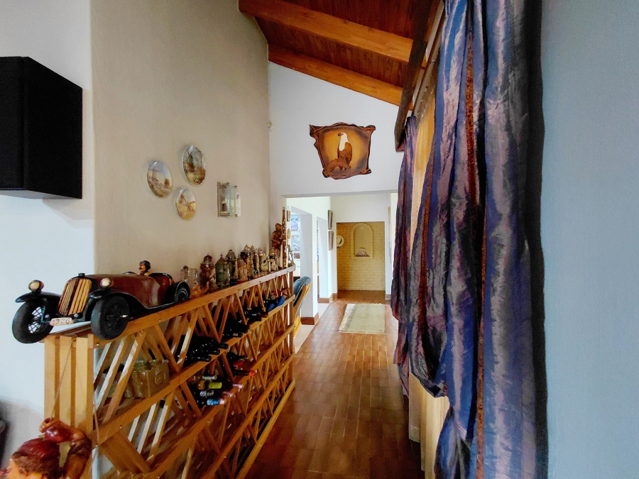 5 Bedroom Property for Sale in Bendor Limpopo