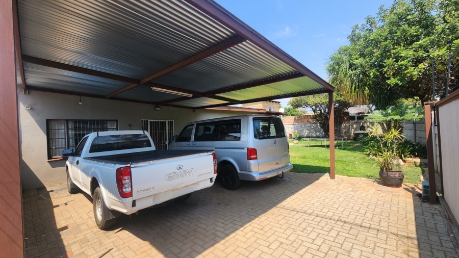 4 Bedroom Property for Sale in Polokwane Central Limpopo