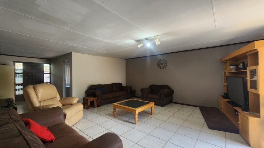 4 Bedroom Property for Sale in Polokwane Central Limpopo