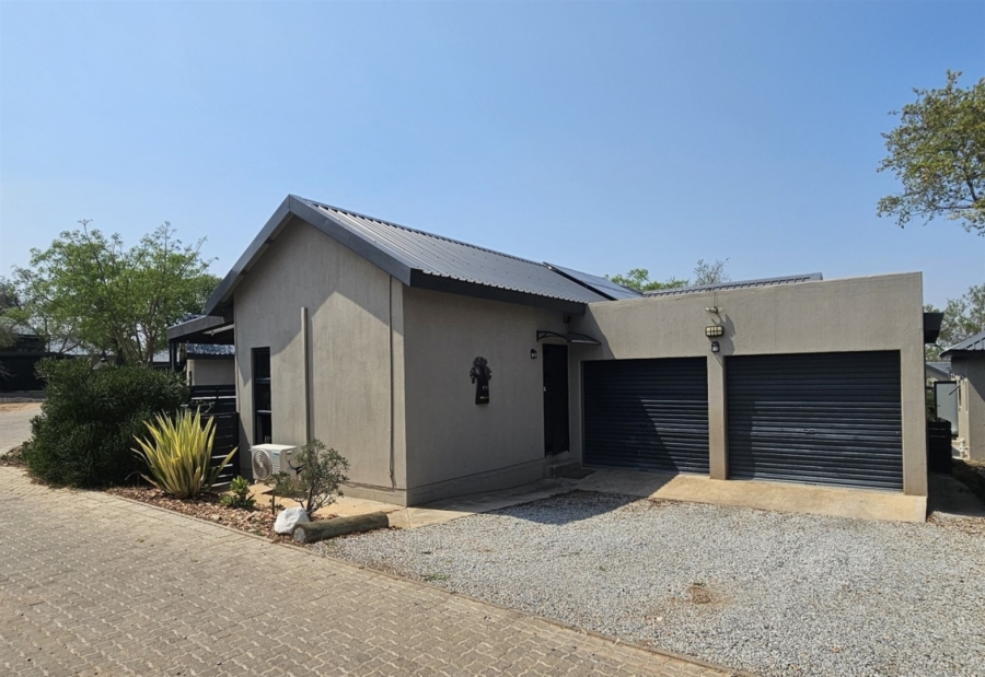 2 Bedroom Property for Sale in Hoedspruit Limpopo