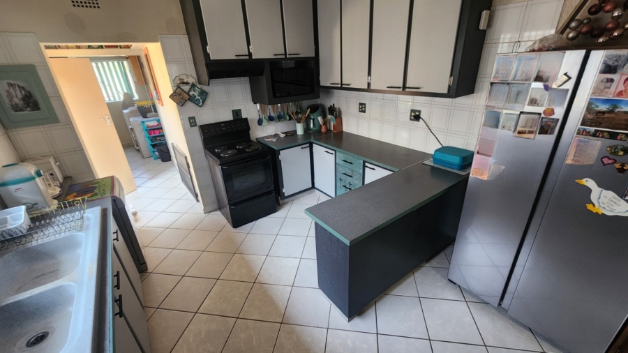 6 Bedroom Property for Sale in Polokwane Central Limpopo