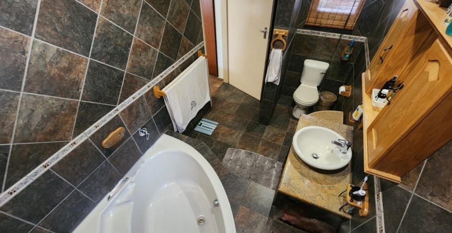 6 Bedroom Property for Sale in Polokwane Central Limpopo