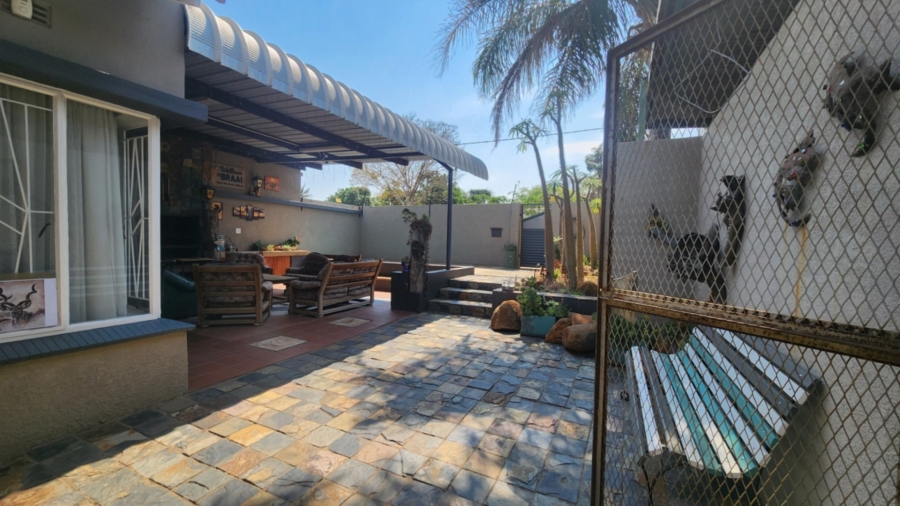 6 Bedroom Property for Sale in Polokwane Central Limpopo