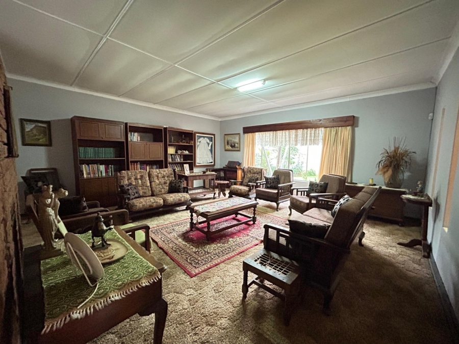 5 Bedroom Property for Sale in Impala Park Limpopo