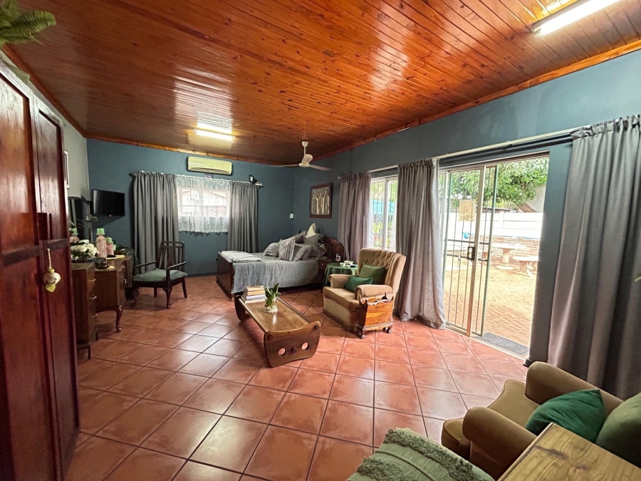 5 Bedroom Property for Sale in Impala Park Limpopo