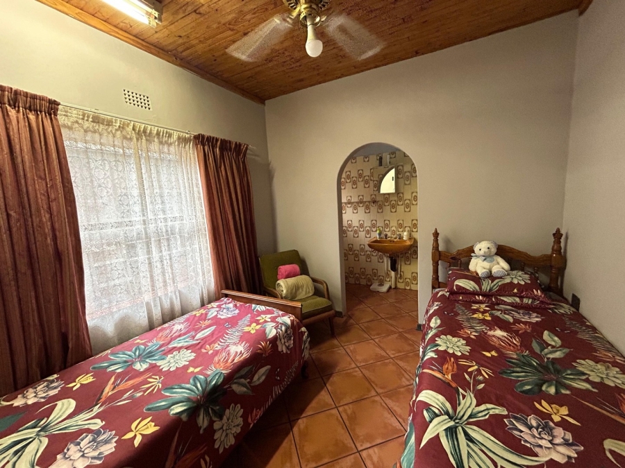 5 Bedroom Property for Sale in Impala Park Limpopo