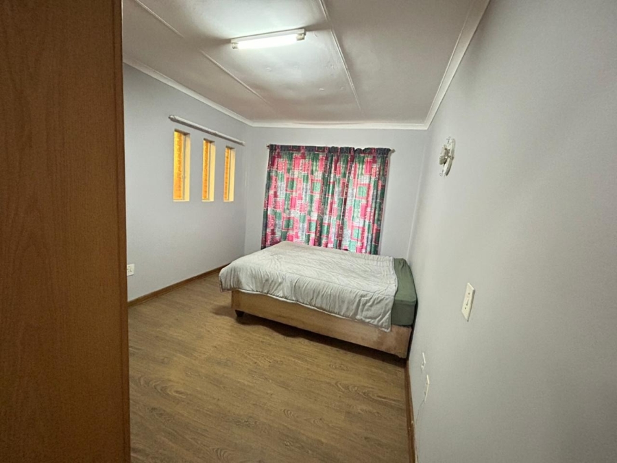 5 Bedroom Property for Sale in Impala Park Limpopo