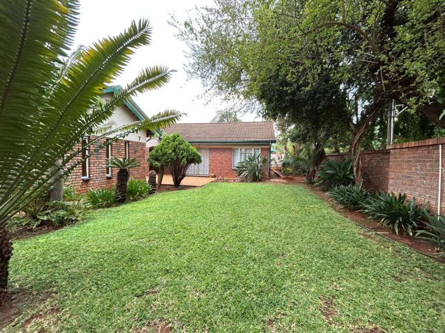 5 Bedroom Property for Sale in Impala Park Limpopo