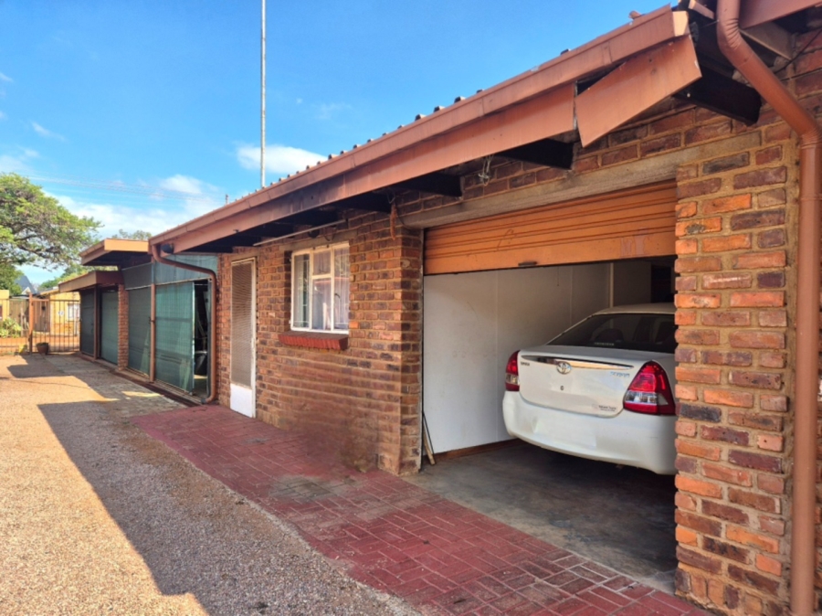 2 Bedroom Property for Sale in Mookgopong Limpopo