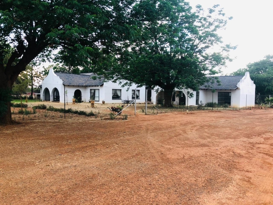 6 Bedroom Property for Sale in Bela Bela Limpopo
