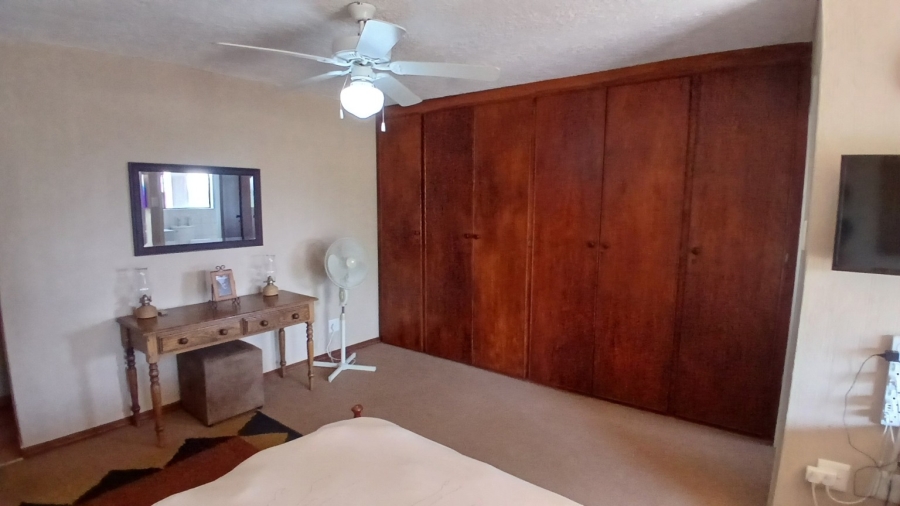 4 Bedroom Property for Sale in Rooiberg Limpopo